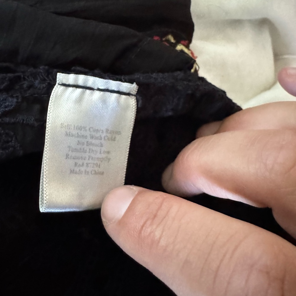 Johnny Was Black Relaxed Pleated Tunic - Picture 4 of 4